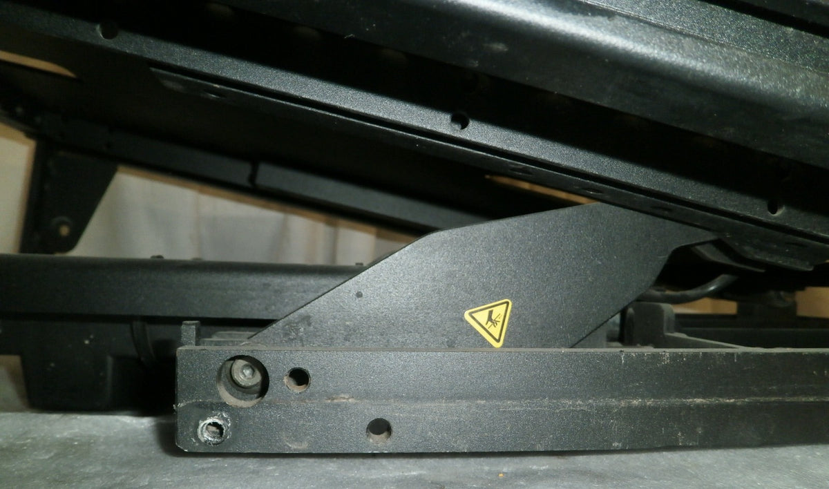 QUICKIE XPERIENCE WHEELCHAIR TILT BASE WITH ACTUATOR GOOD CONDITION