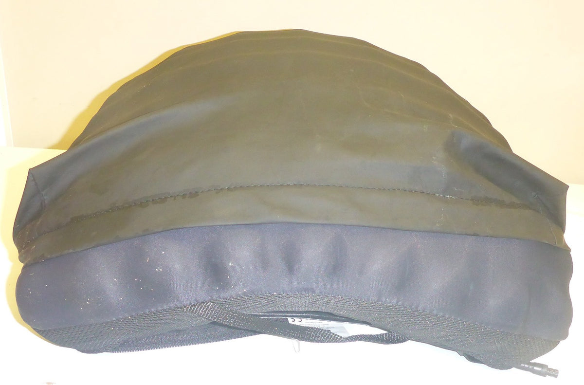 ROHO WHEELCHAIR CUSHION 17.75X22X4.25 INCH WITH COVER GOOD CONDITION