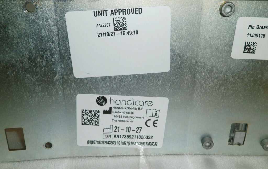 2021 HANDICARE STAIR LIFT 1100 2 MOTORS AND PARTS AS PHOTO