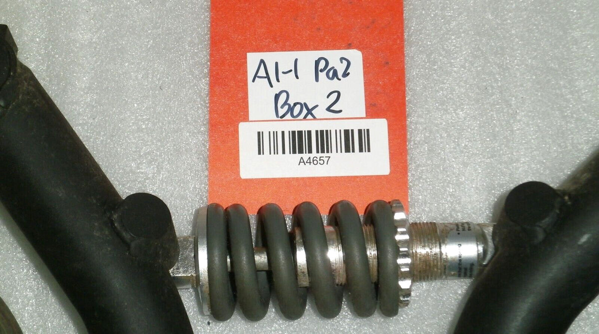 SET OF 2 QUANTUM Q6 EDGE 2016 CASTERS WITH FRAME AND ABSORBER GOOD AS PICTURES