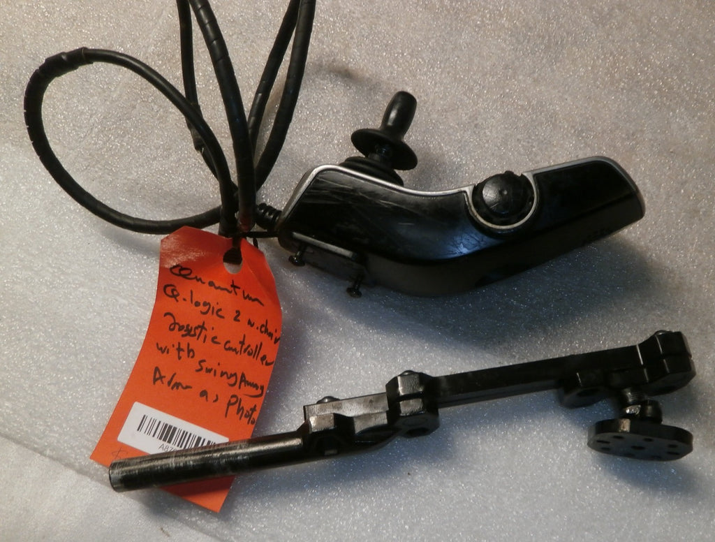 QUANTUM WHEELCHAIR CONTROLLER QLOGIC 2 WITH SWING AWAY ARM GOOD CONDITION
