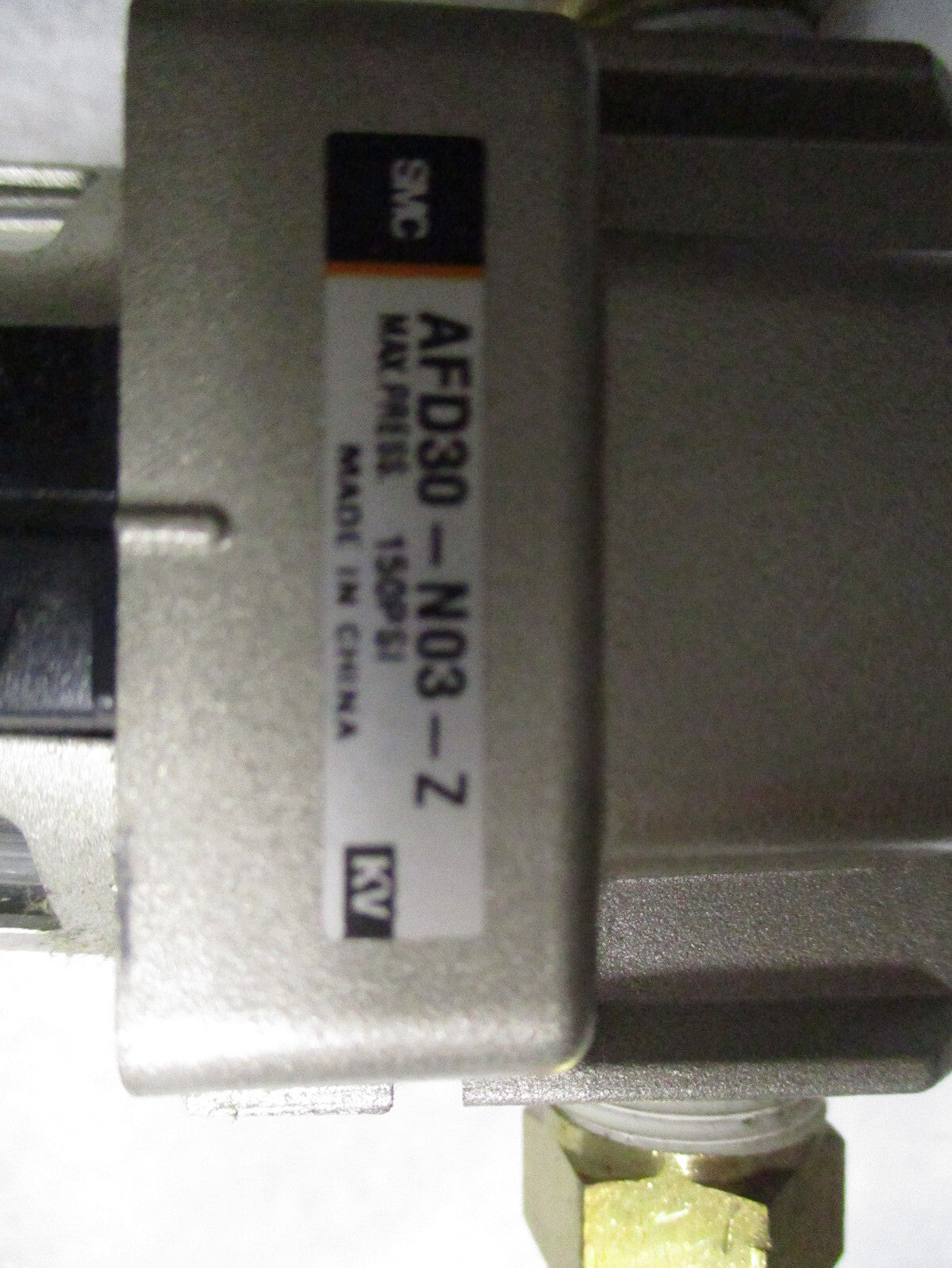 SMC DRAIN CATCH AFD30-N03-Z AND FILTER REGULATOR MODULAR AW30-N03H-Z