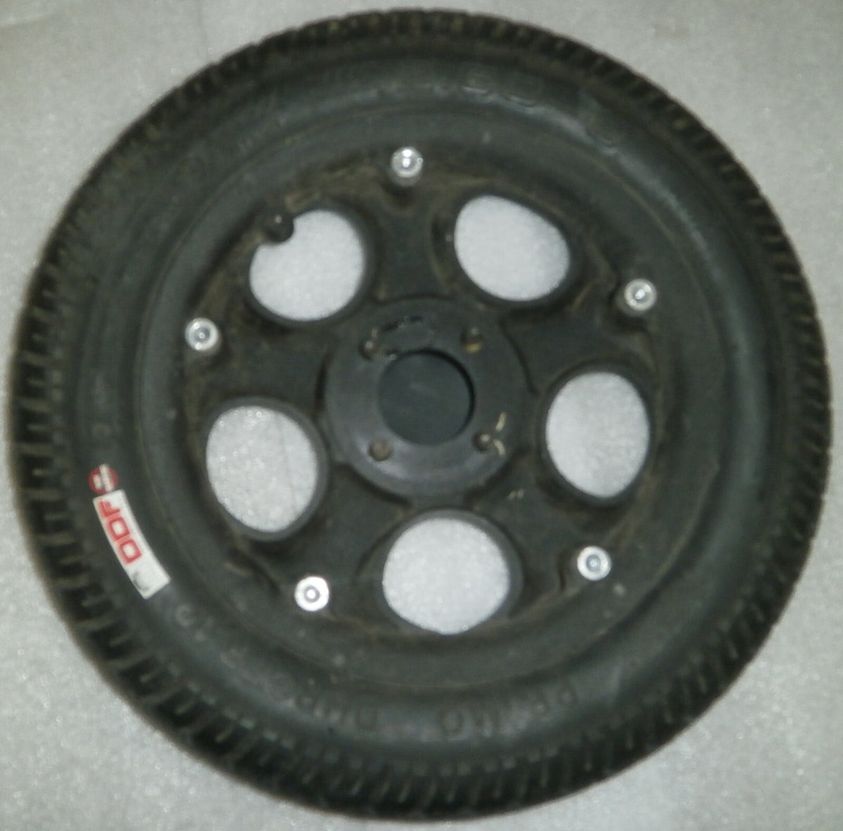 2 WHEELS POWERTRAX 2.50-8 VERY GOOD CONDITION WITH RIMS AS PICTURES