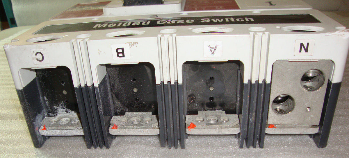 C series Cutler HAMMER SWITCH Breaker HLD4600WK 600 AMP VAC 250 VDC Max 4 Pol