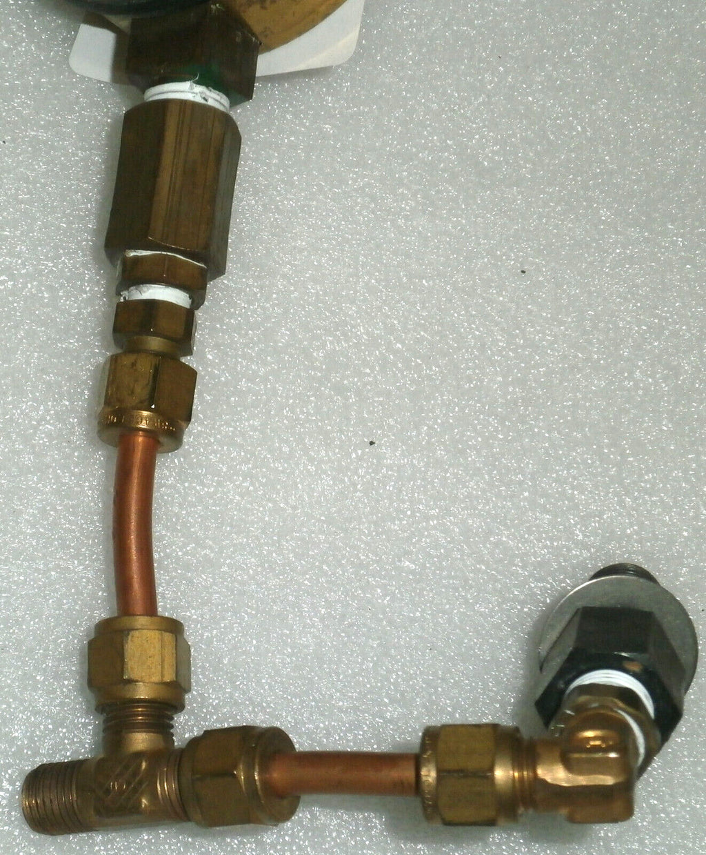 AirCo Air Reduction Valve With Hose (Air, Gas, Valve, Gauge, Pump, Chamber)