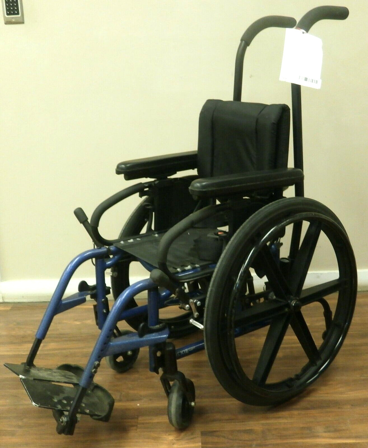 QUICKIE GP Wheelchair SEAT WIDTH 11 INCH GOOD CONDITION