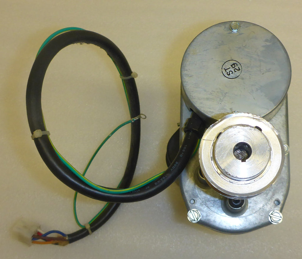 STAR TRAC TREAD MILL ELIPTICAL LOWER MOTOR USED GOOD CONDITION ONLY MOTO MC42