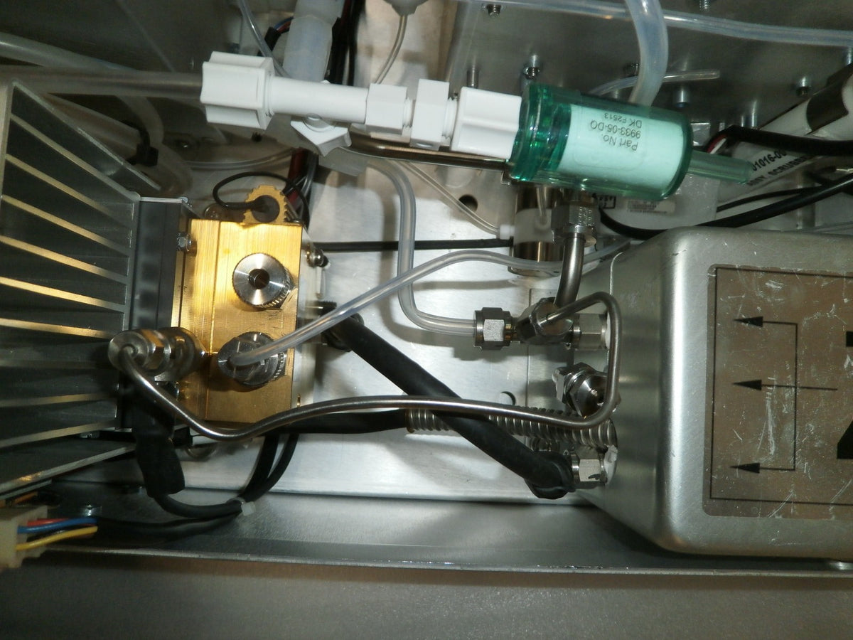 THERMO SCIENTIFIC 42i NO-NO2-NOx Gas ANALYZER