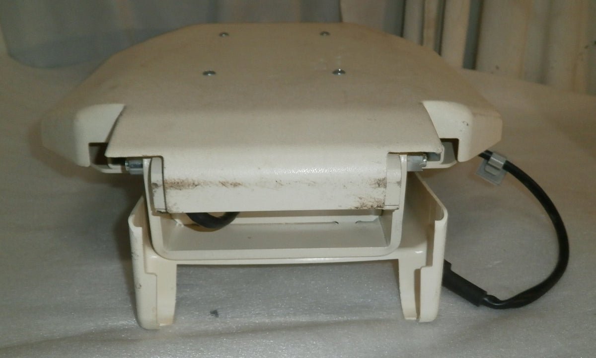 2022 AMERIGLIDE RAVE II STRAIGHT STAIR LIFT FOOTREST AS PHOTO V. GOOD