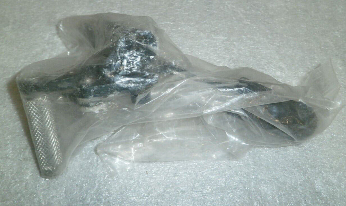 Set of 2 Wheelchair FRMASMB16958 Brakes Push to Lock Right (MTS: 33233M33)