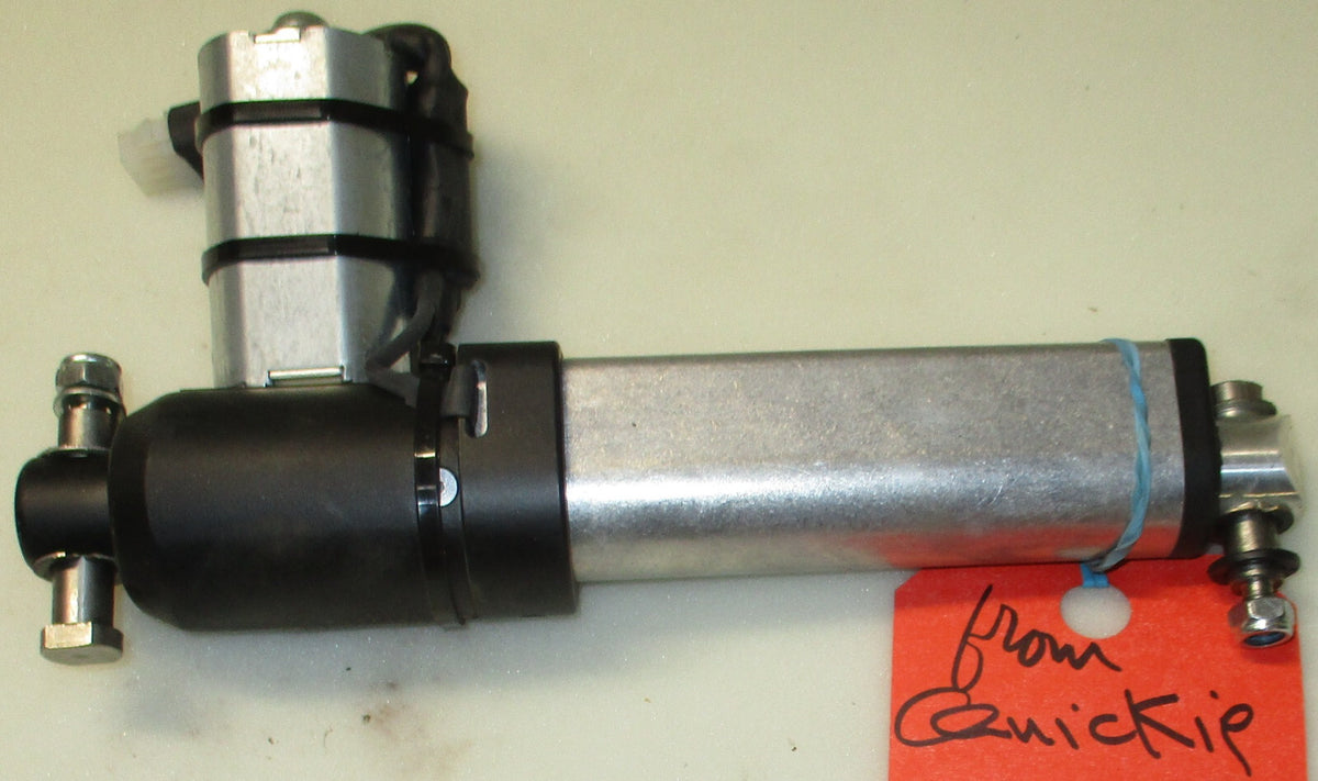 REAC POLAND LL-5001-1-41 TILT ACTUATOR FROM QUICKIE QM710 24VDC-MAX4AMP GOOD CON