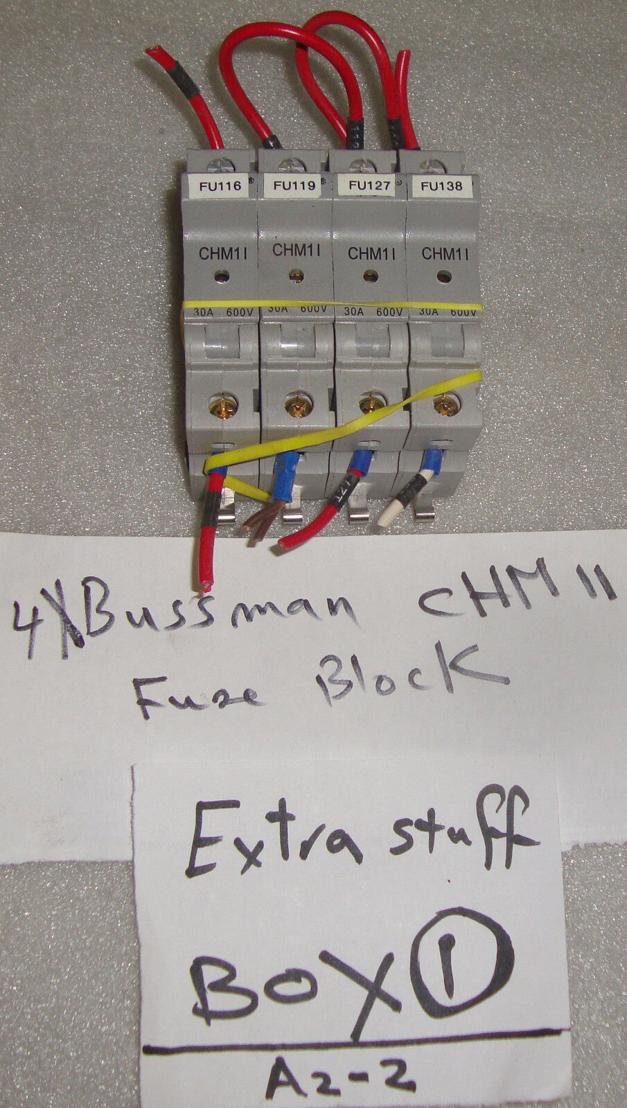 4 OF BUSSMANN CHM11 FUSE BLOCK AS PICTURES