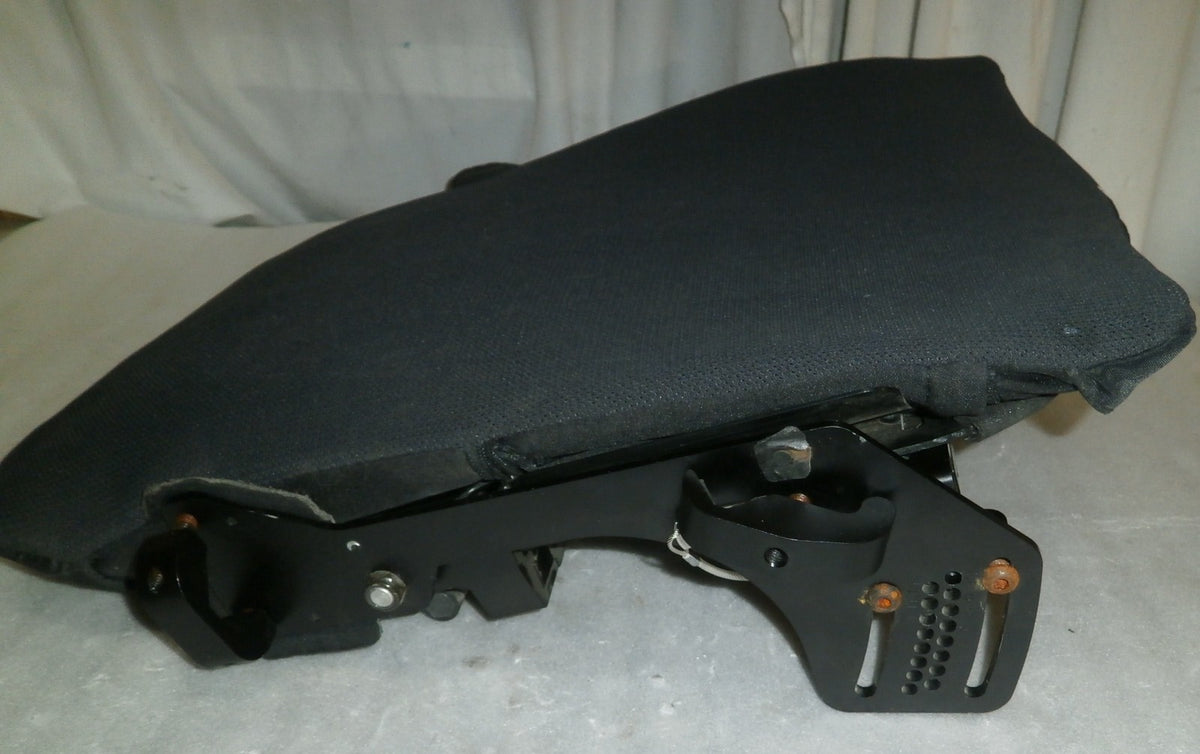 QUANTUM Q6 EDGE BACK CUSHION WITH ACCESSORIES AS PHOTO