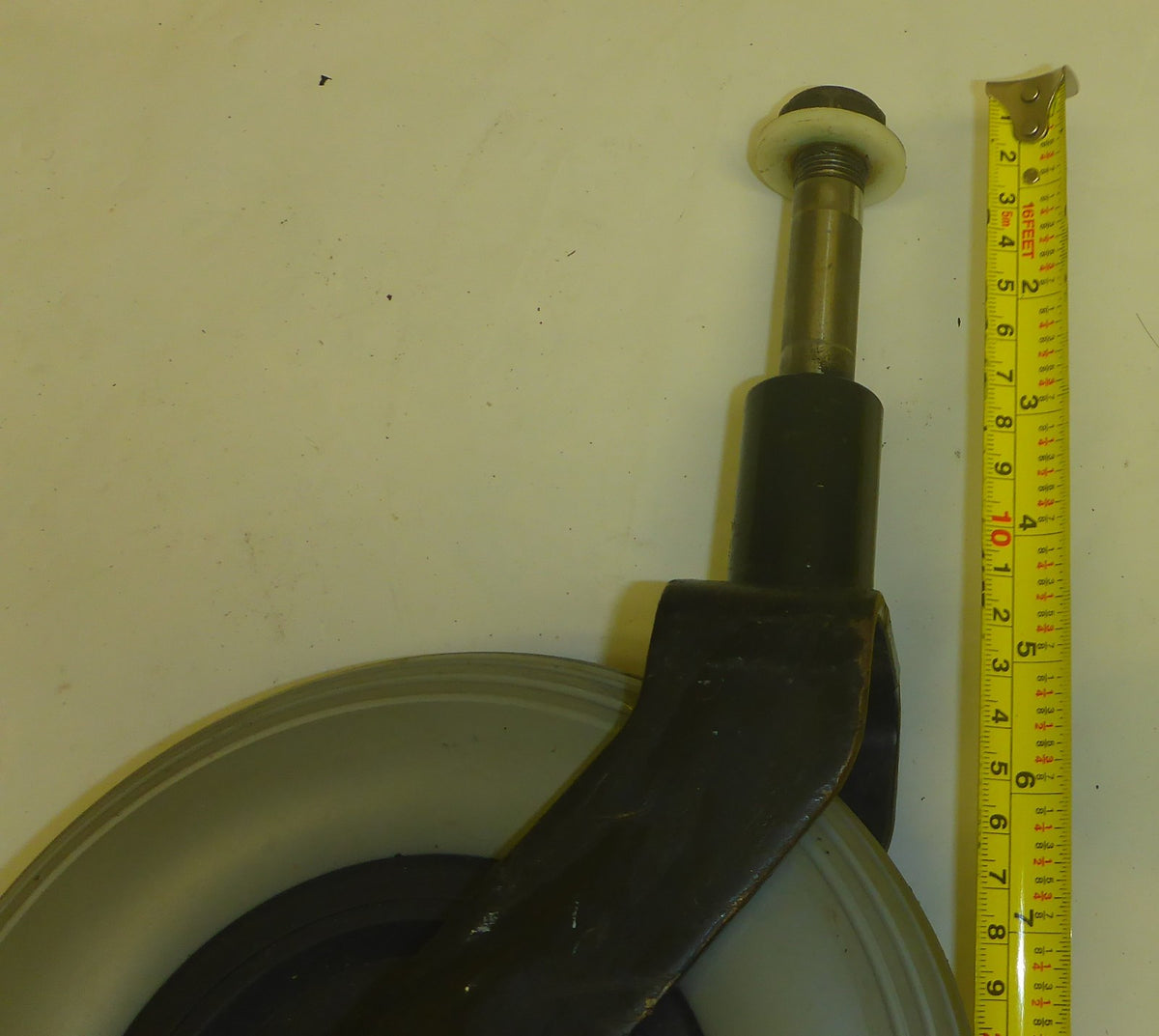 STORM SERIES ARROW POWER WHEELCHAIR FORKS AND 7 INCH CASTERS SOLID GOOD