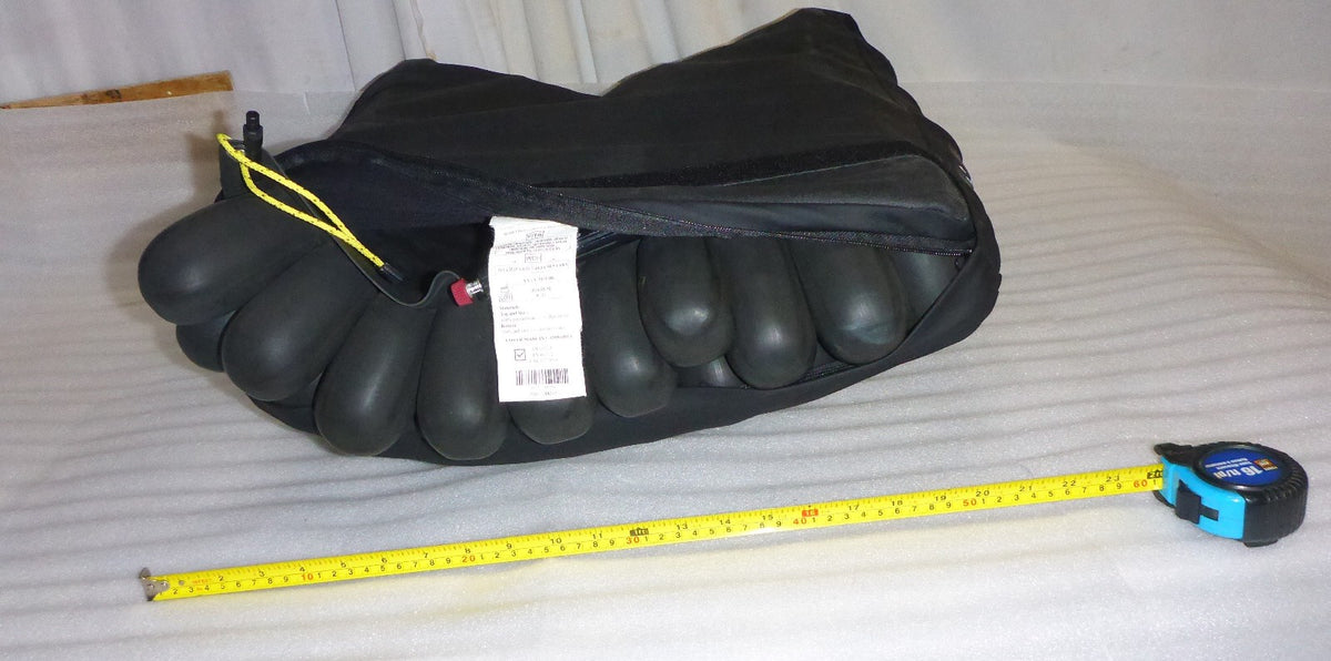 ROHO WHEELCHAIR CUSHION USED 19.5X20.25X4.25 INCH GOOD CONDITION TESTED .