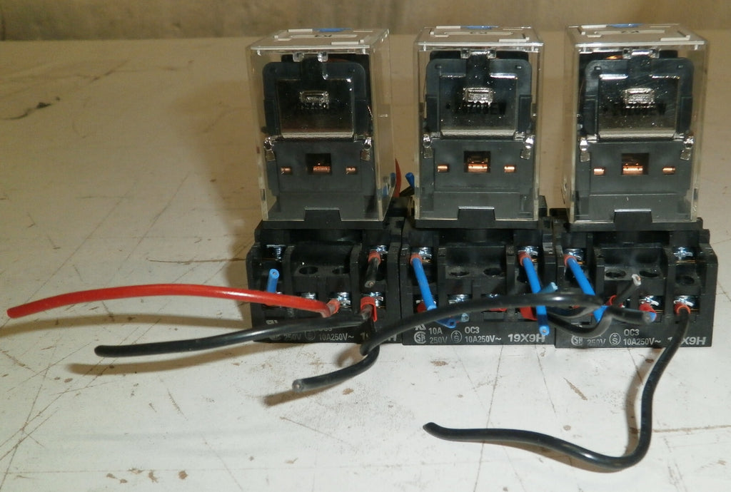 3 OF OMRON MKS3PI-5 USED AS PICTURES