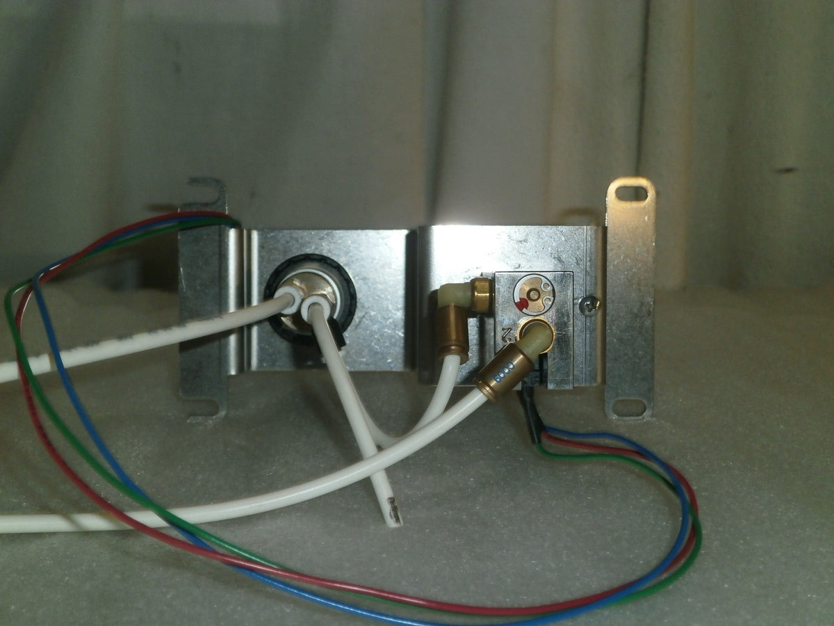 ELECTROMAGNETIC FLOW CONTROL VALVE DRAEGER 3.121.000.00 FROM MACHINE 8603800-77