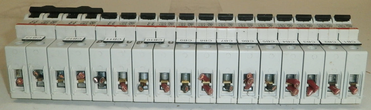 2 ABB 20A DAULE POLE AND 13 ABB SINGLE POLE CIRCUIT BREAKER USED GOOD CONDITI
