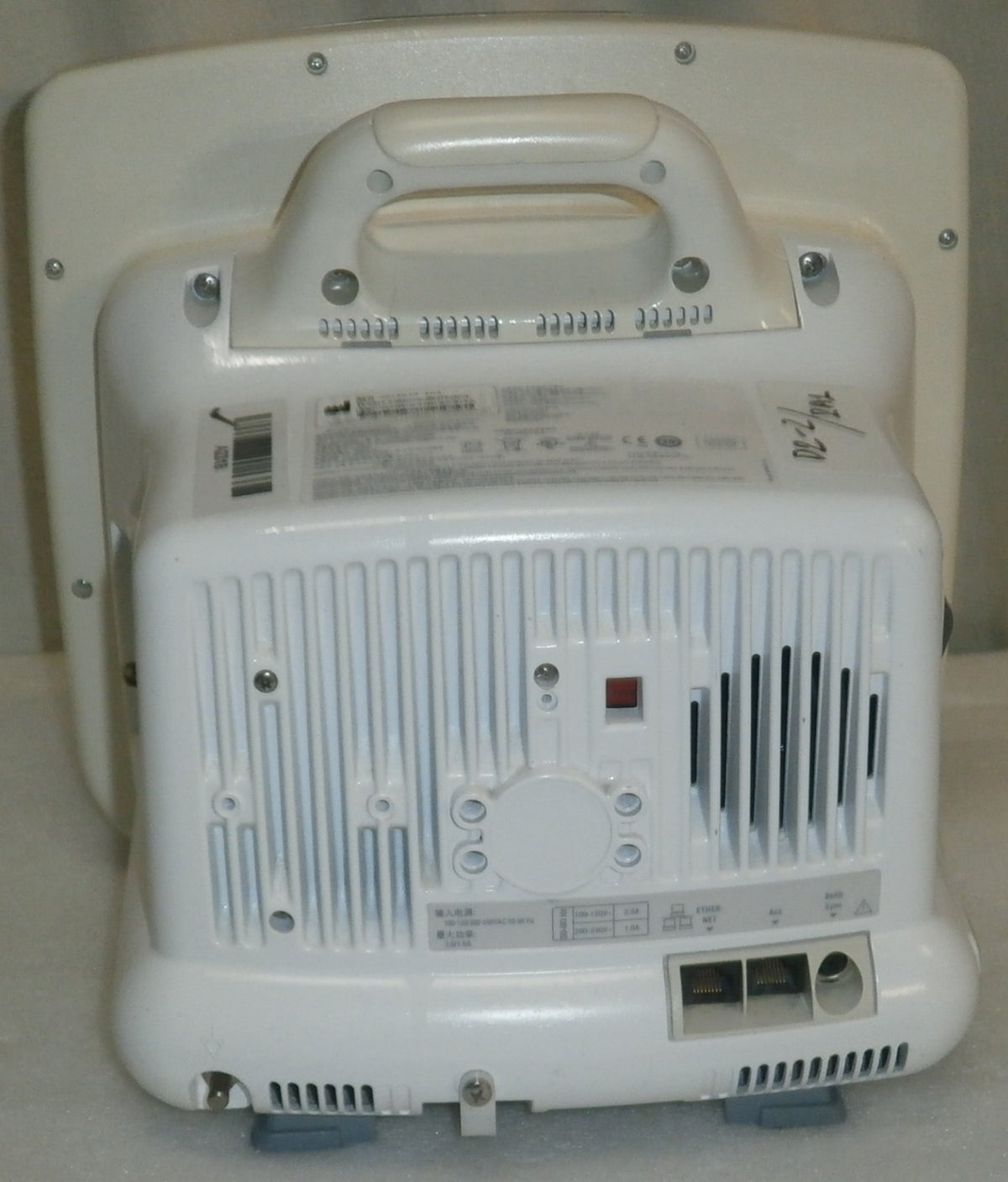 GE Dash 5000 Patient Monitor (no battery or cord included)
