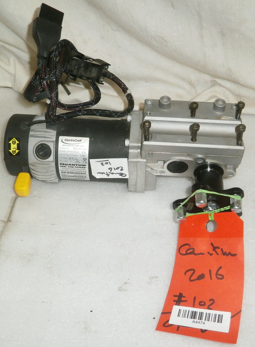 TWO QUANTUM 2016 MOTORS 925-101-006 925-101-005 MOTORS