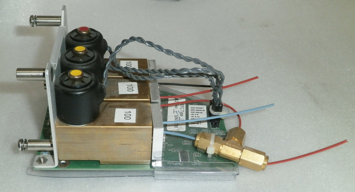 VARIAN CP-3800 DETECTOR DEFC TYPE II SN 17736 AND PARTS AS PHOTO