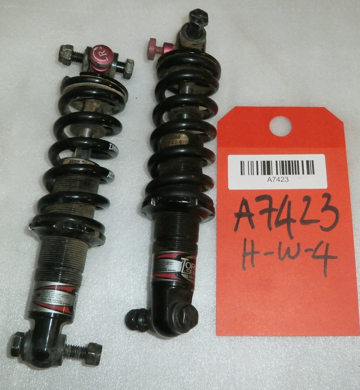 QUICKIE S 646-SE WHEELCHAIR SHOCKS VERY GOOD CONDITION