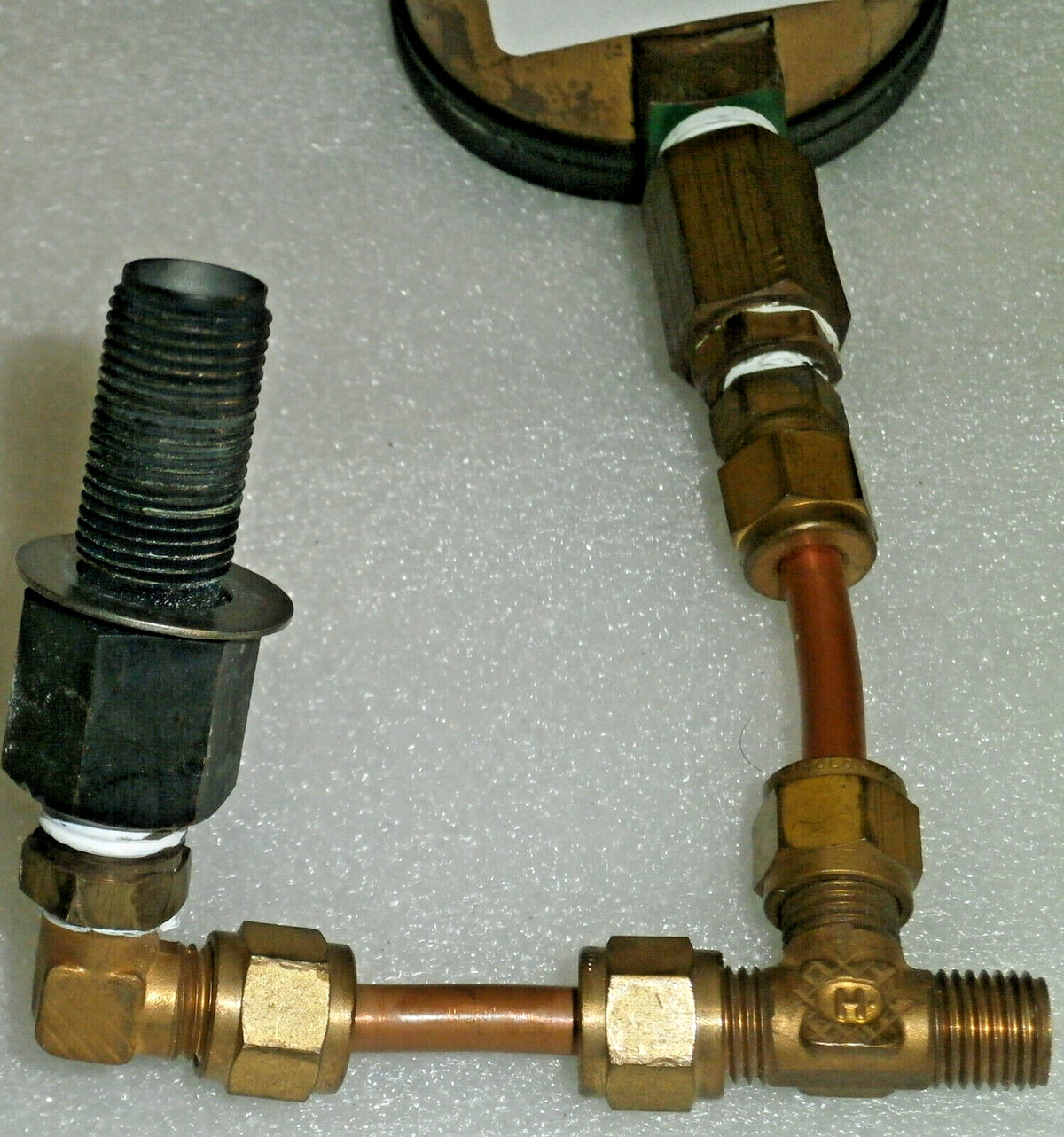 AirCo Air Reduction Valve With Hose (Air, Gas, Valve, Gauge, Pump, Chamber)
