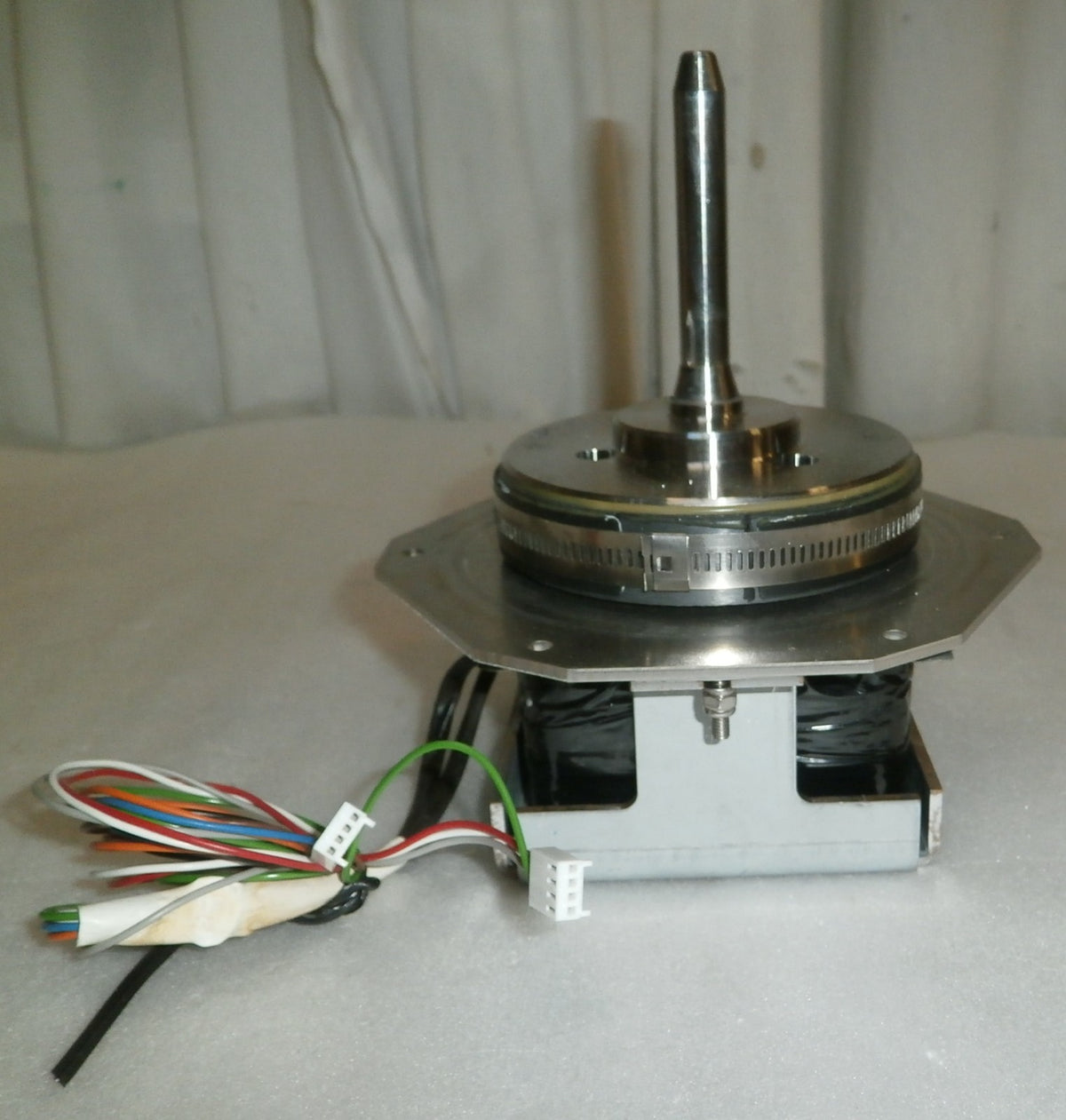 MIVAC GENE VAC DUC-12060-C00 MOTOR M7866 VERY GOOD CONDITION