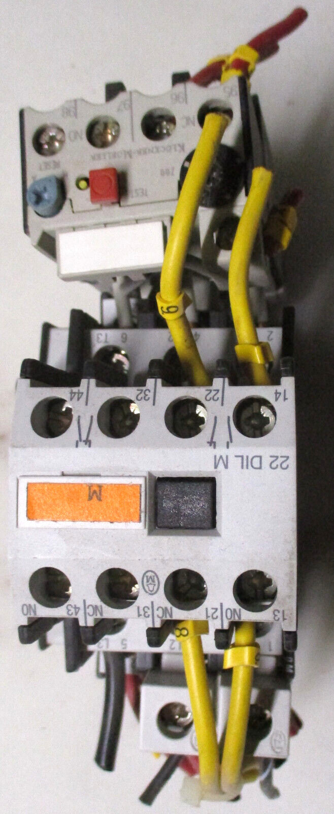 MOELLER 10S DILM 0M - MOELLER Z00-10 AND MODELLER AS PICTURES USED