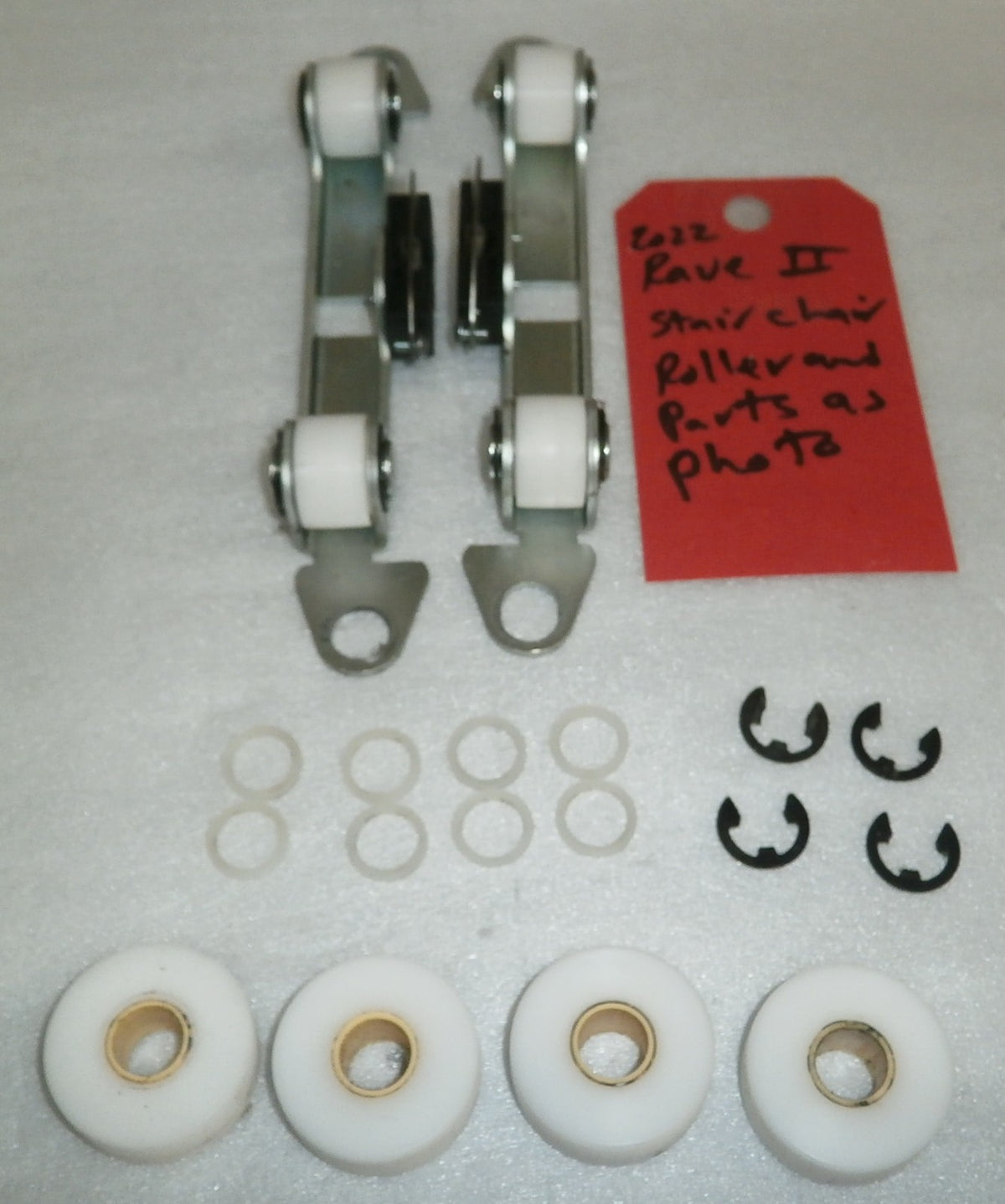 2022 AMERIGLIDE RAVE II STRAIGHT STAIR LIFT ROLLER AND PARTS AS PHOTO V.