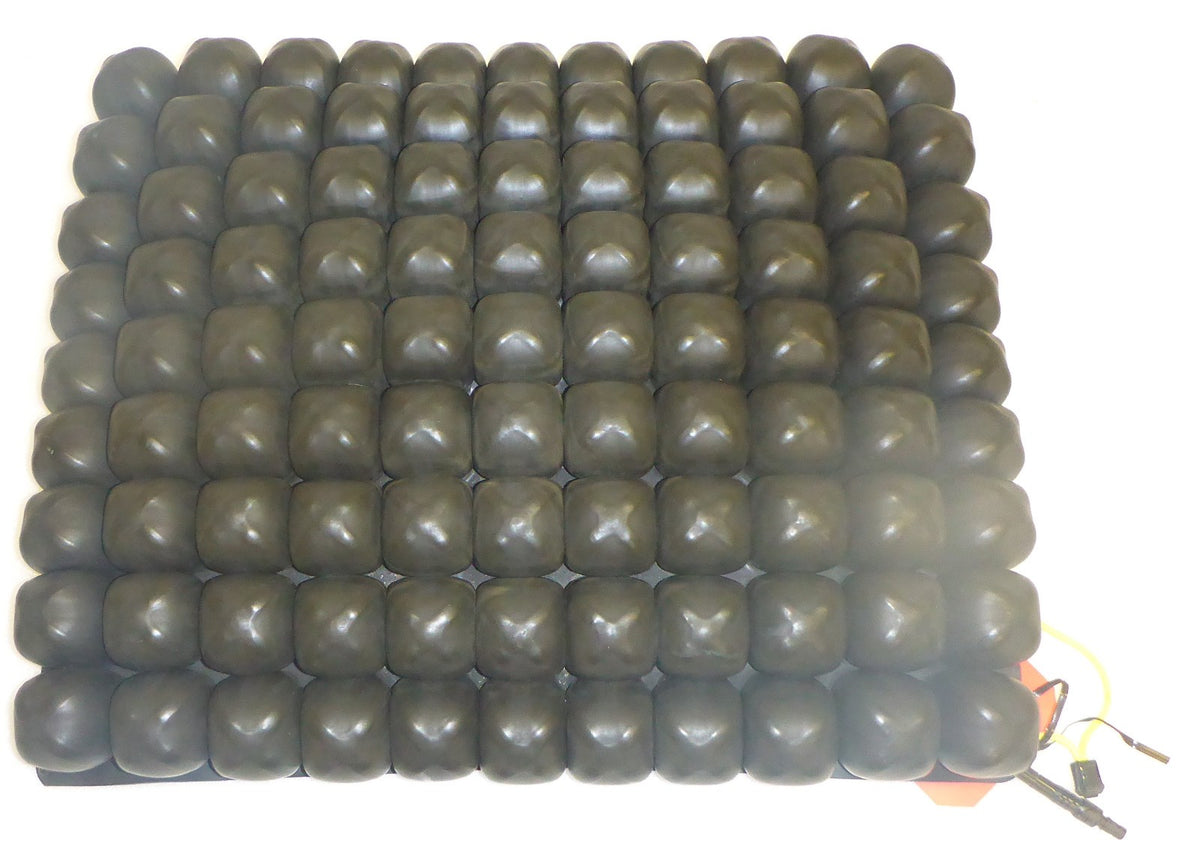 2021 ROHO WHEELCHAIR CUSHION 20X16.5X4.25 WITH PUMP AND COVER GOOD CONDITION