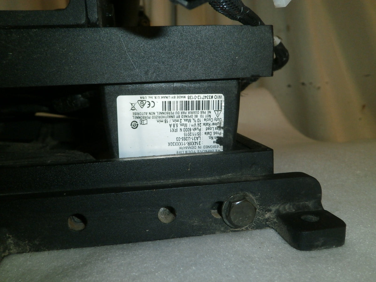 QUICKIE S 646-SE WHEELCHAIR TILT BASE AND ACTUATOR WITH PARTS AS PHOTO
