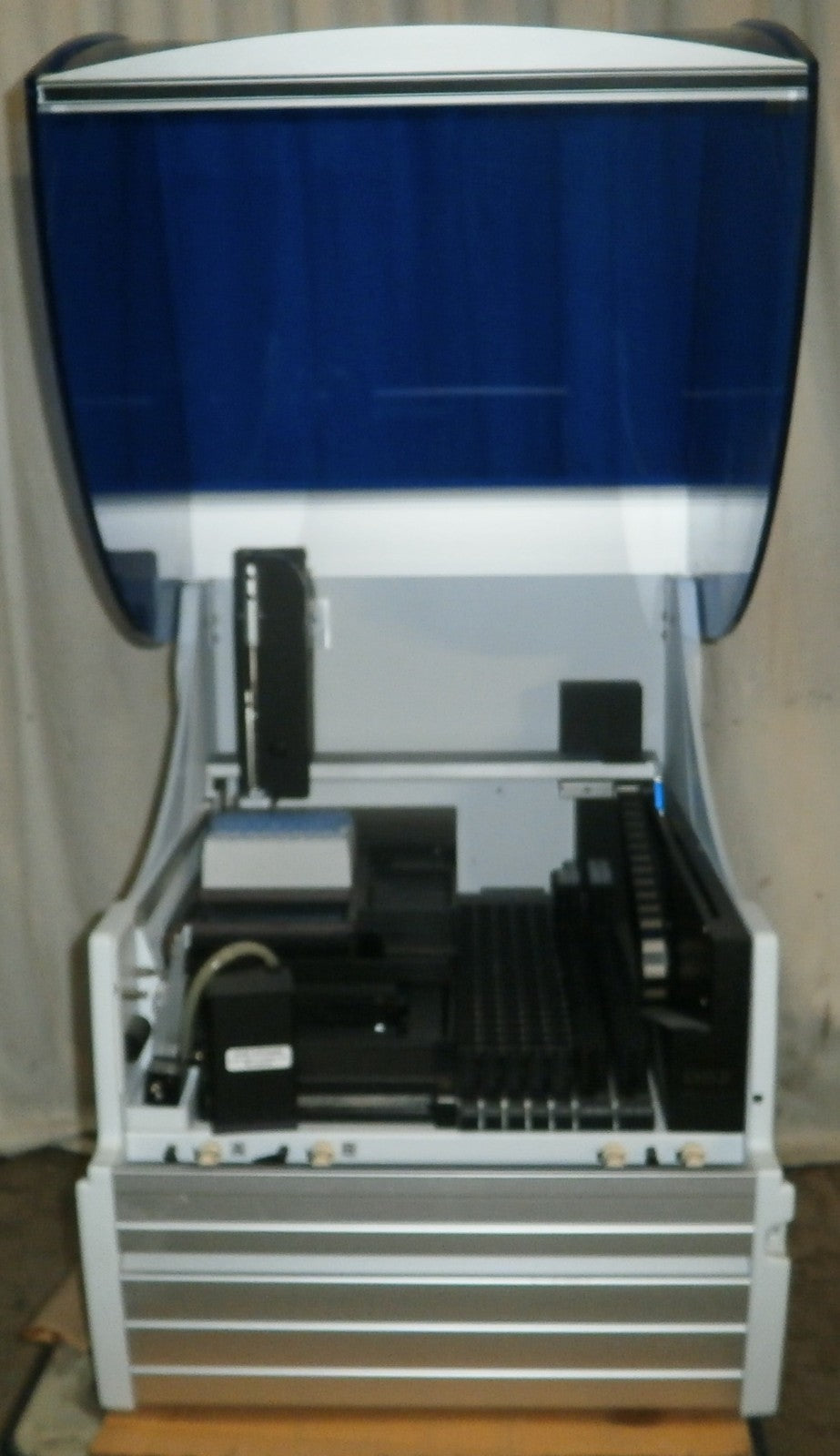 Dynex DS2 Two-Plate Automated ELISA System