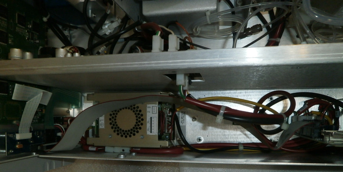 THERMO SCIENTIFIC 42i NO-NO2-NOx Gas ANALYZER