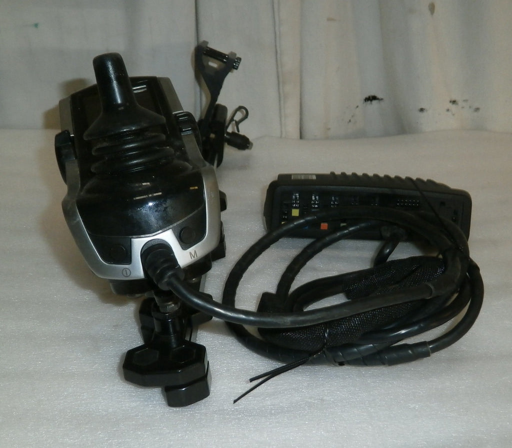 WHEELCHAIR JOYSTICK Q-LOGIC 2 WITH SWING AWAY and CTLDC1472