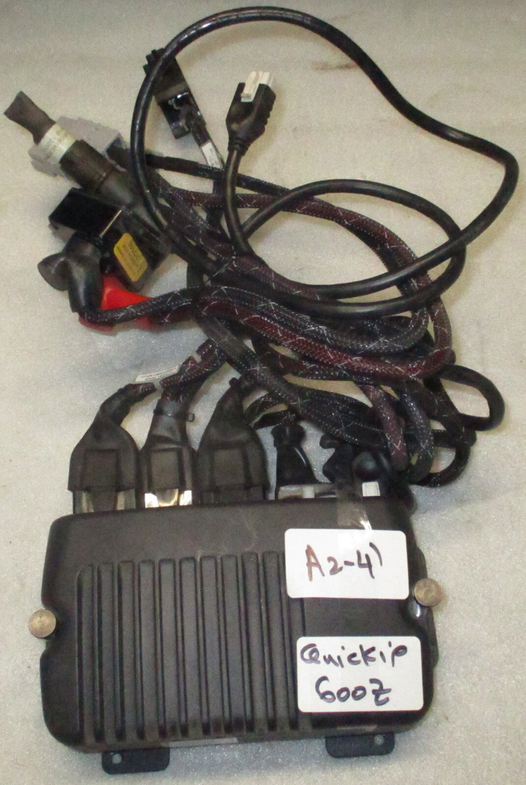 600Z QUICKIE WHEELCHAIR CONTROL MODEL CTDC1552 VERY GOOD CONDITION WITH CABLES A