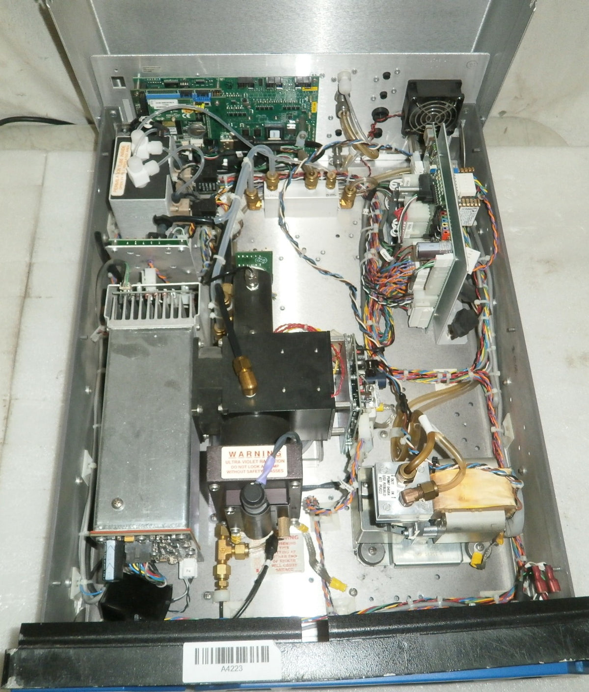 Teledyne Advanced Pollution T100U SO2 Analyzer Part Number 070110000