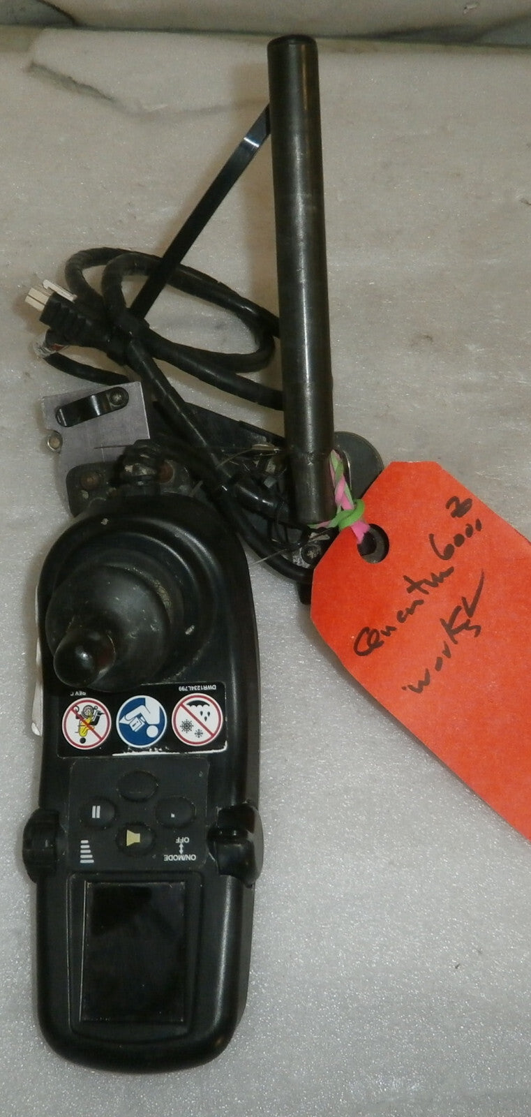 QUANTUM 6000Z WHEELCHAIR JOYSTICK WITH SWING AWAY ARM GOOD WORKING CONDITION