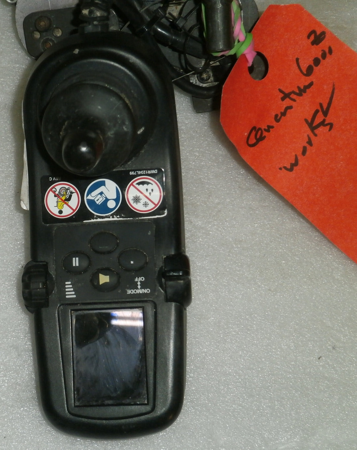 QUANTUM 6000Z WHEELCHAIR JOYSTICK WITH SWING AWAY ARM GOOD WORKING CONDITION