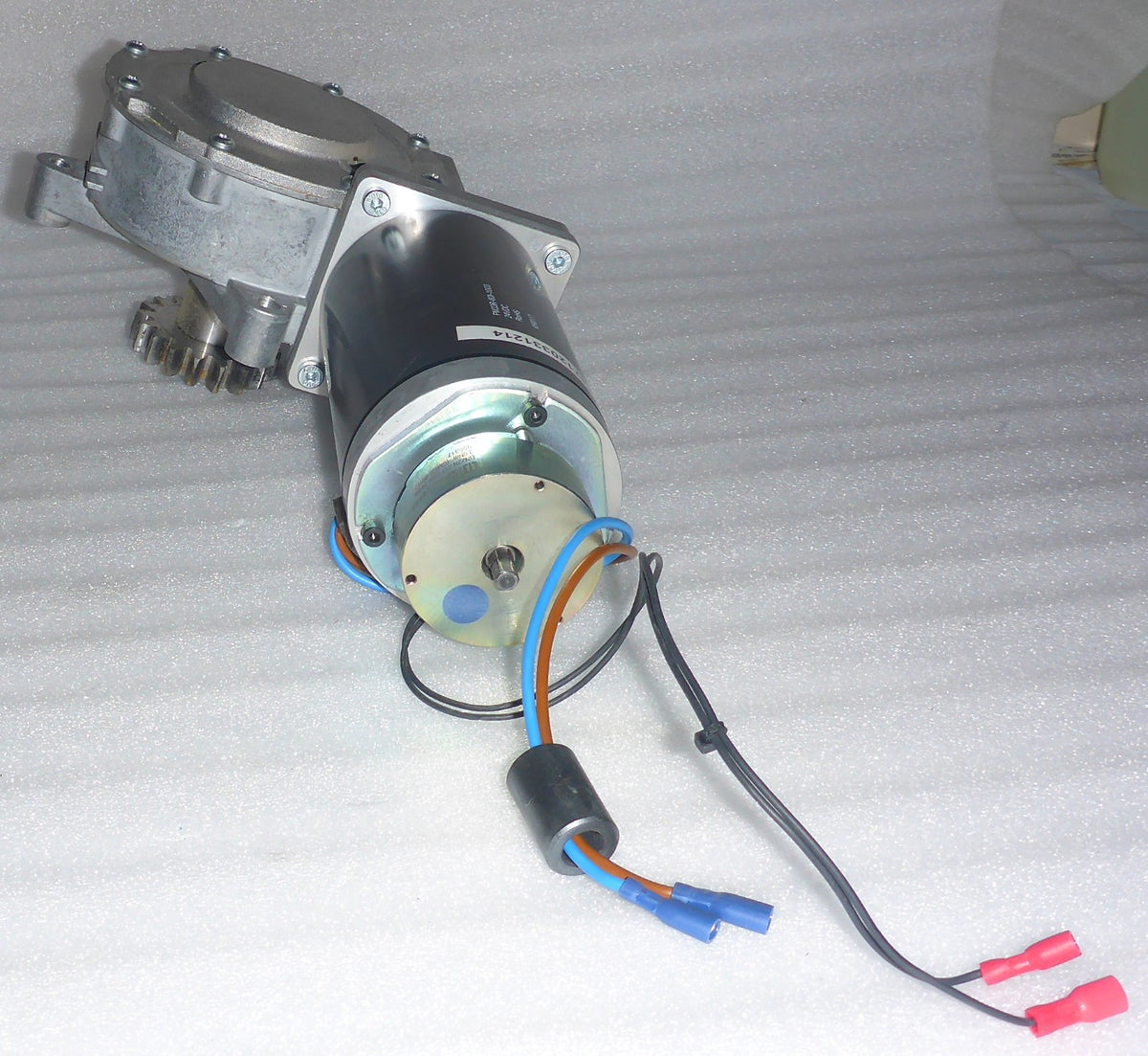 2017 BRUNO STAIR LIFT MOTOR TYPE TW30-1-060-VW-DG-PMDC-41.5 WITH BOLTS S PHOTO