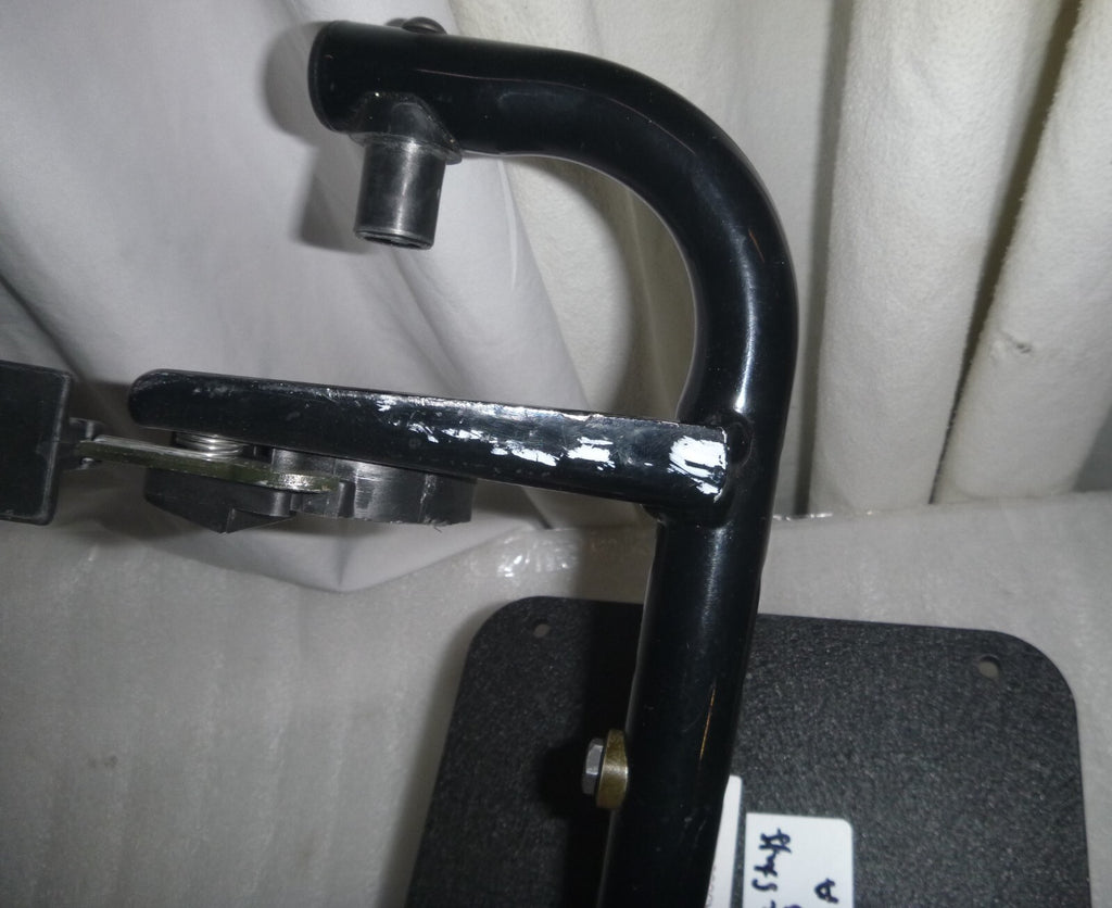 SET OF WHEELCHAIR FOOT REST GOOD CONDITION WITH MOUNT PLATES DIMENSION AS PHOTO