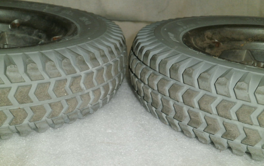 SET OF 2 QUANTUM Q6 EDGE WHEELS PRIMO POWERTRAX 3.00-8 VERY GOOD CONDITION
