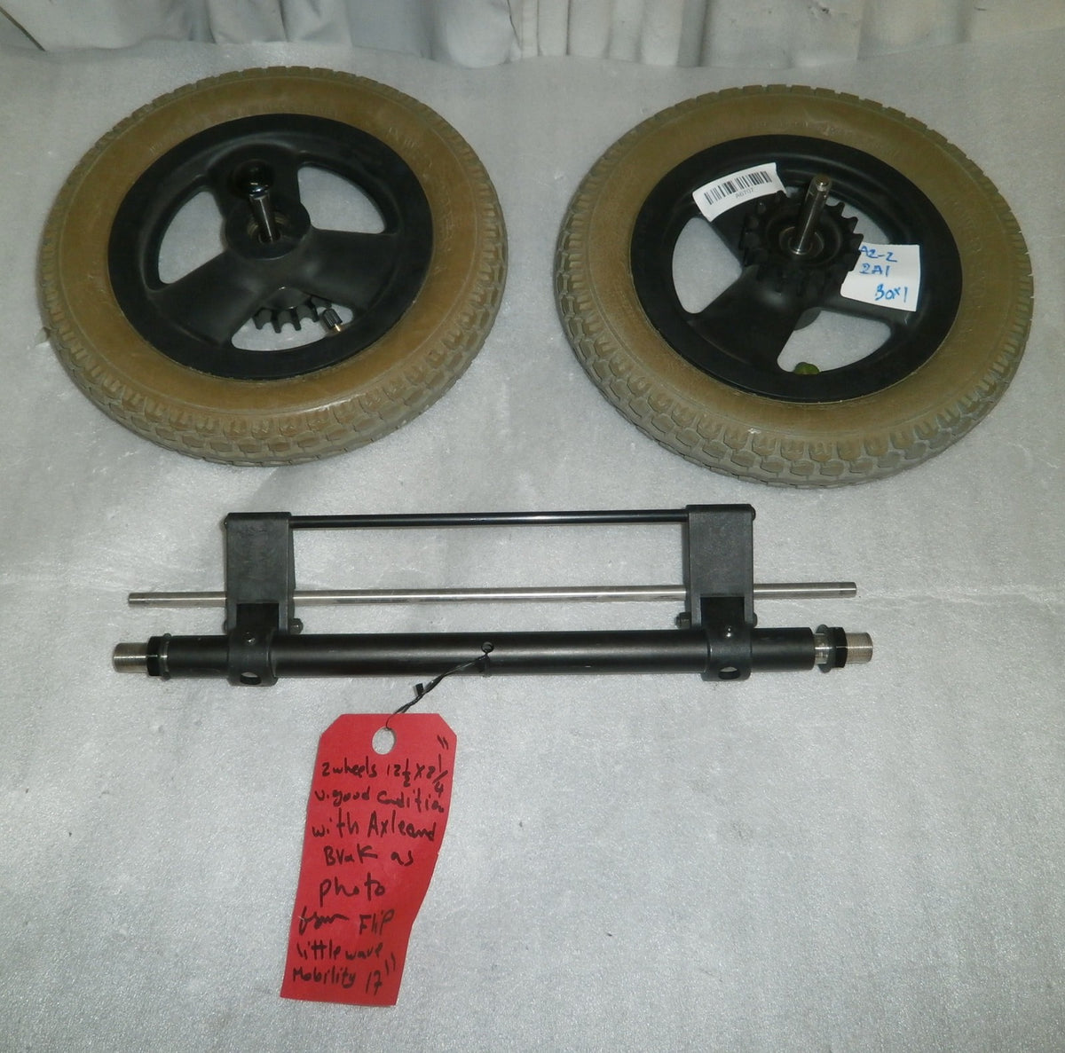 LOT OF 2 POWER WHEELCHAIR WHEELS PRIMO POWER EXPRESS 62-203 W/ AXLES AS PICTURES
