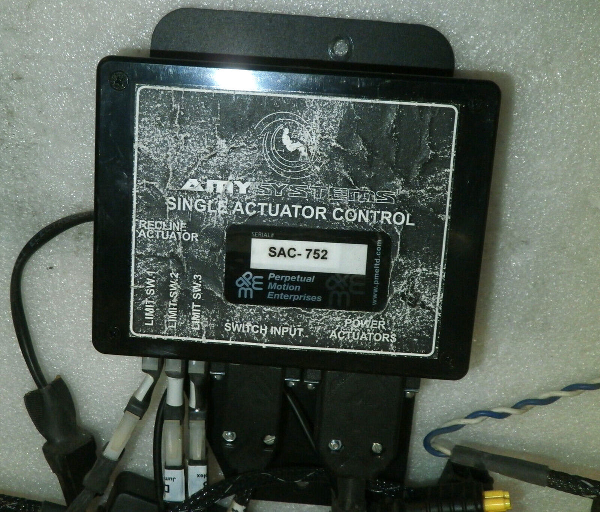 RNET D51290.01 CONTROL AND SINGLE ACTUATOR CONTROL SAC-752 WITH CABLES