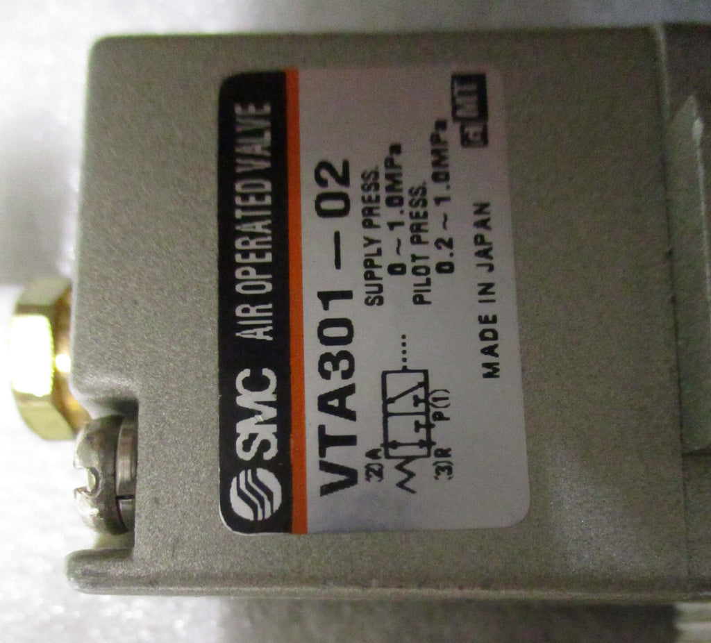 SMC AIR OPERATED VALVE VTA301-02 and dwyer cat no 1910-0 differential pressure