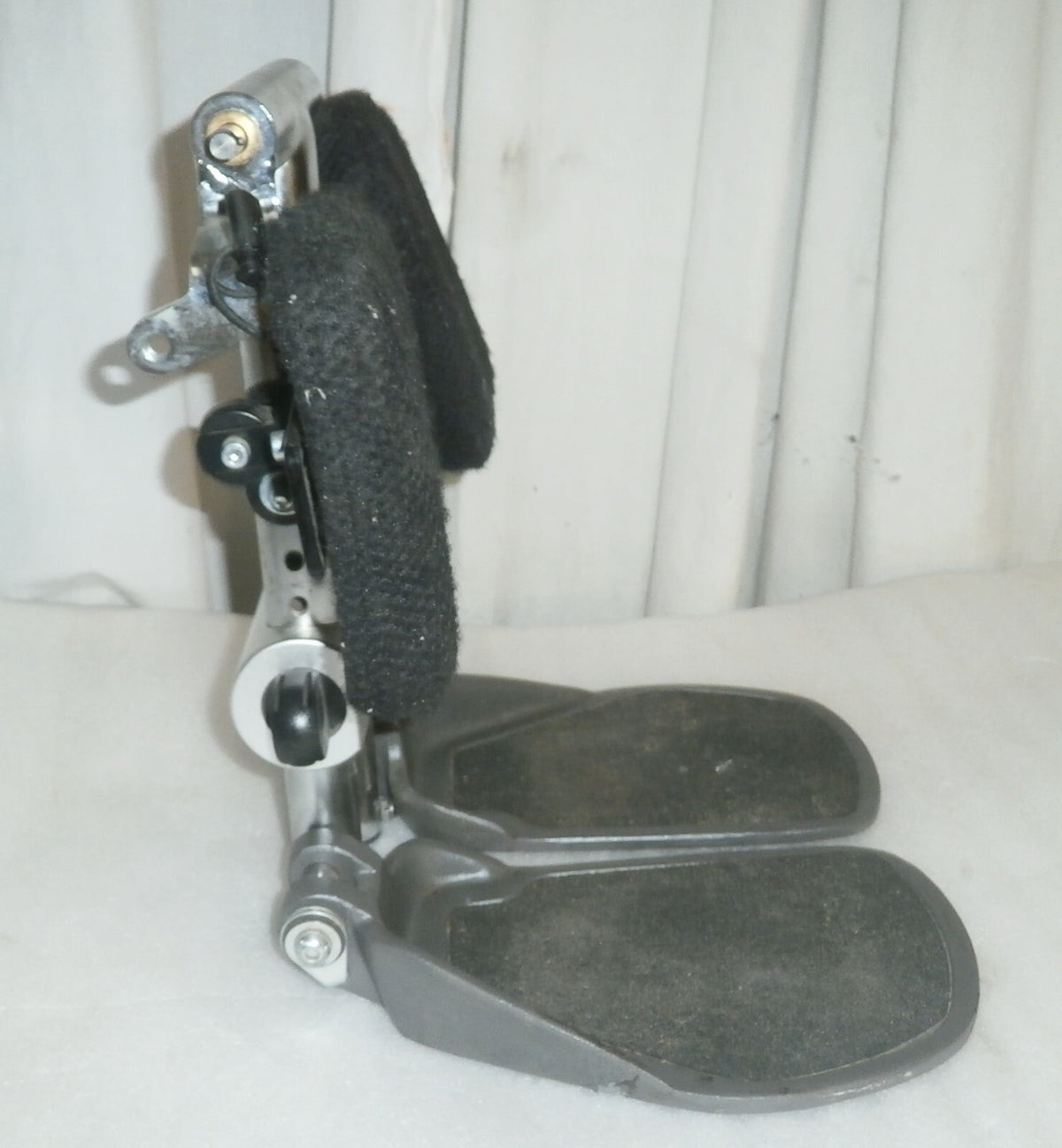 Permobil M300 Foot Rest Leg Rest As Photo Good Condition w/ Bolts & Accessories