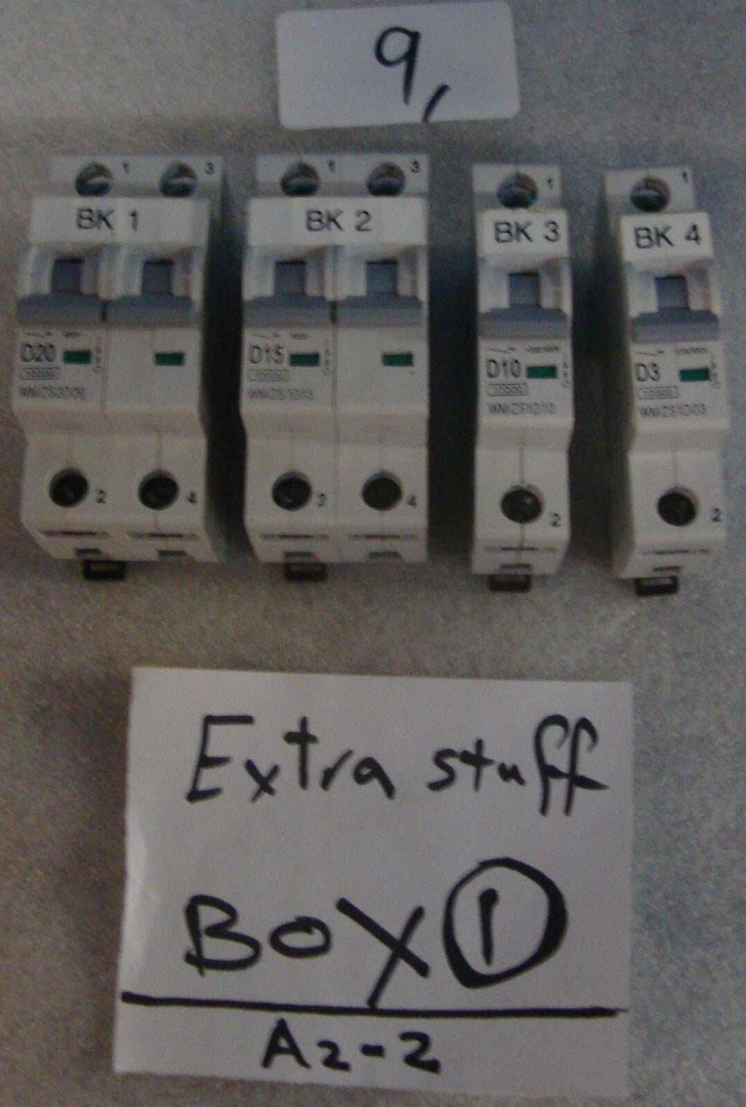 WMZS2D20-WMZS2D15-WMZS2D10-WMZS2D03 Circuit breakers .