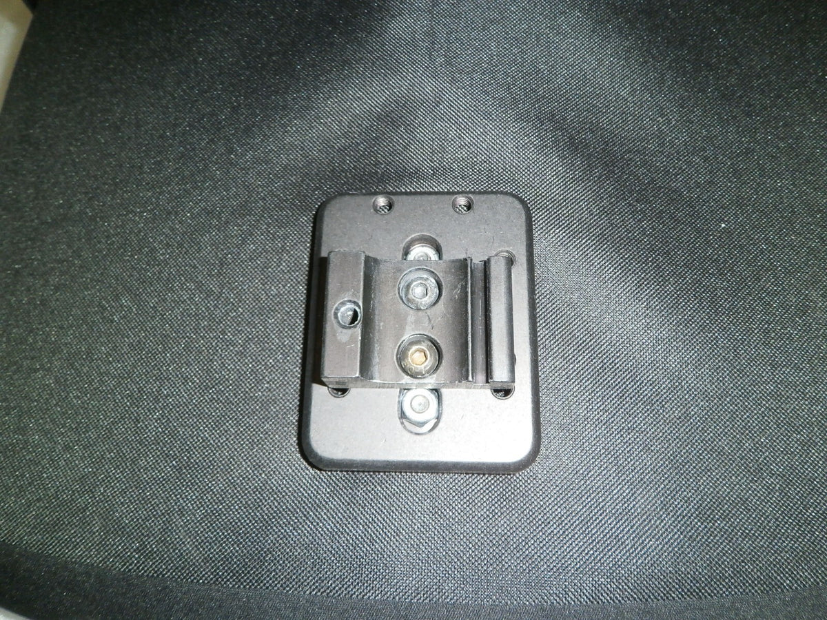 FUTURE BACK WHEELCHAIR SIZE 18X20" REG NO. 06T-24601 LOST 1 SIDE BRACKET