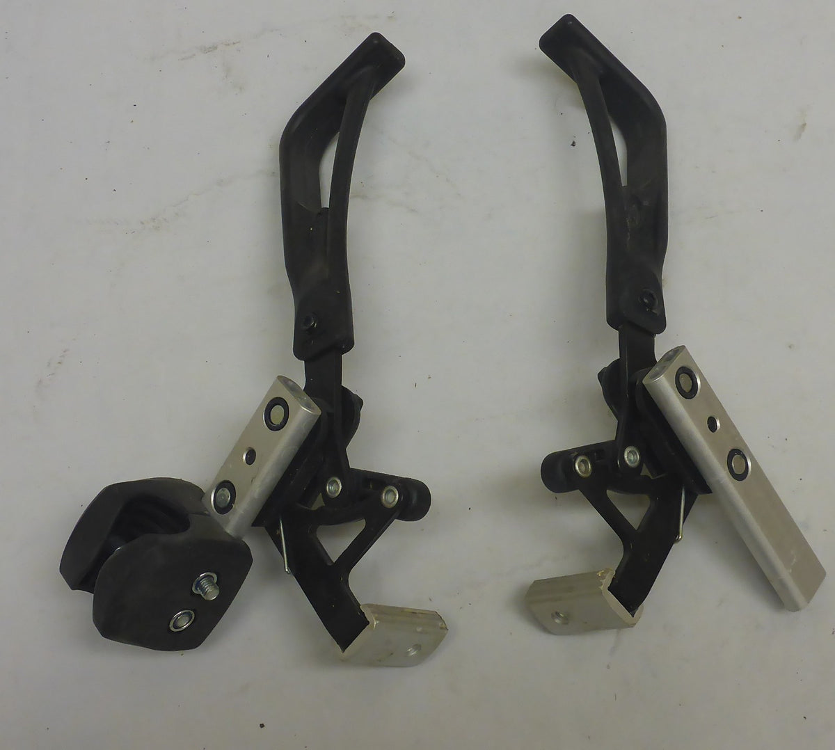 INVACARE MYON WHEELCHAIR BRAKES GOOD CONDITION