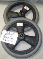 PRIMO WHEELS 16 x 1.75 WITH RIMS GOOD CONDITION WITH AXIS